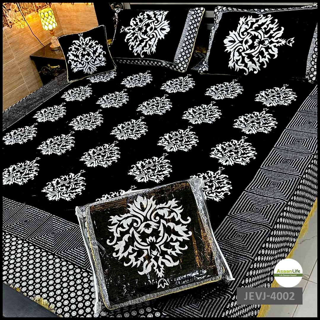 Asaan Life | 4 Pcs Velvet Jacquard Fancy Bed Set