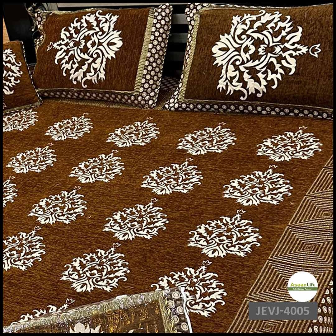 Asaan Life | 4 Pcs Velvet Jacquard Fancy Bed Set