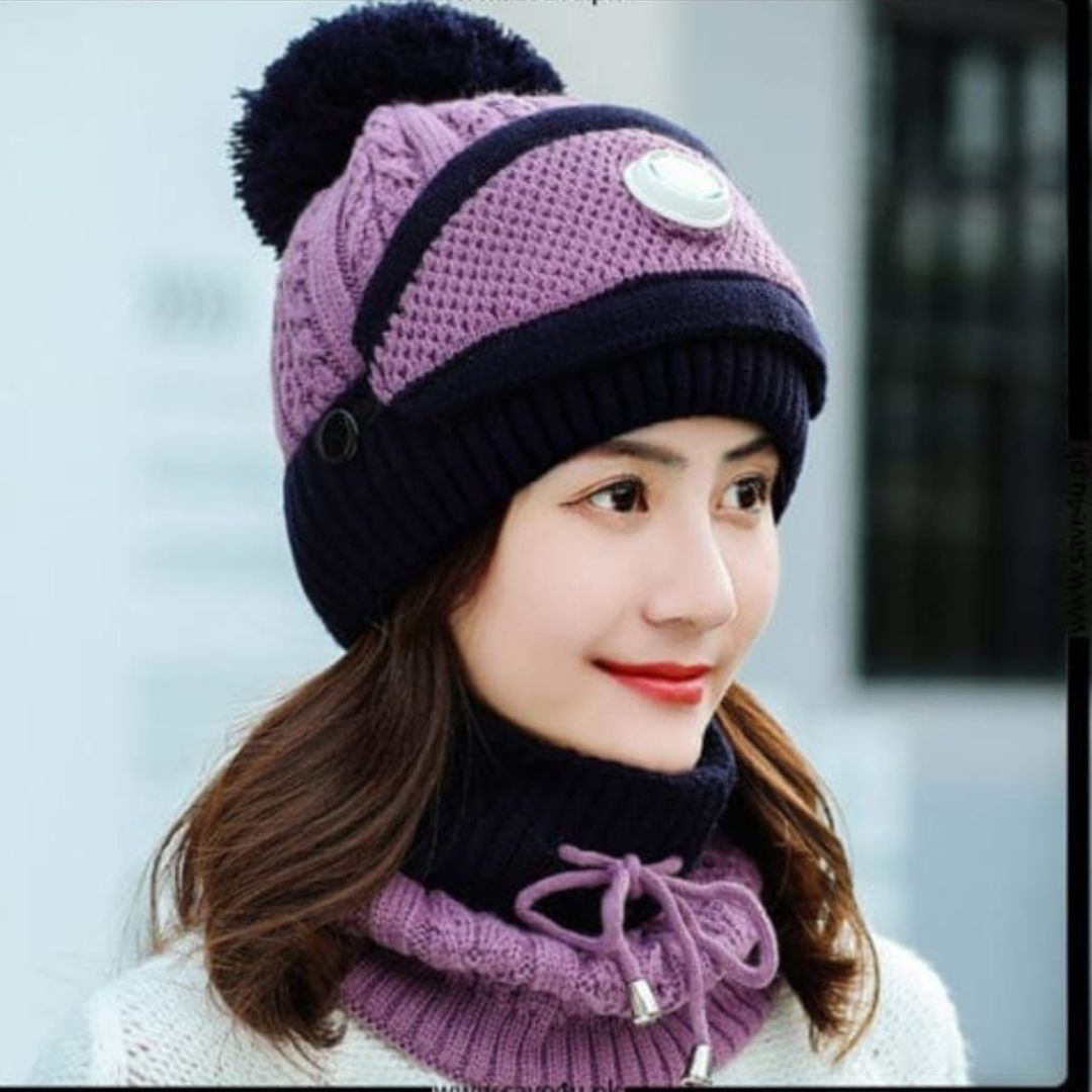 Stylish woman rocking a cozy knit beanie set from Asaan Life - Winter fashion essentials in Pakistan! (https://asaanlife.pk/)